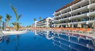 Отпуск, в котором вы нуждаетесь, находится в Плайя-Параисо на юге Тенерифе, где всегда светит солнце, а закат более…