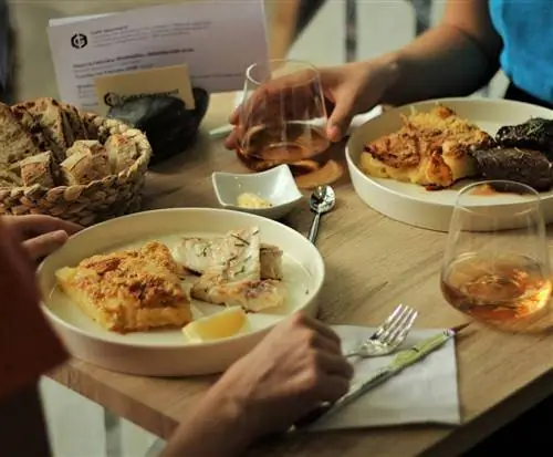 Шикарный французский завтрак в Café Gourmand