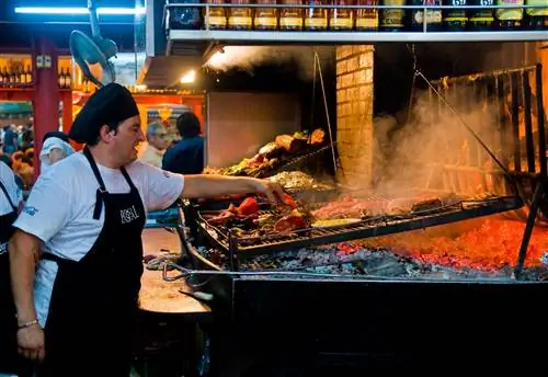 К вкусному уругвайскому шашлыку