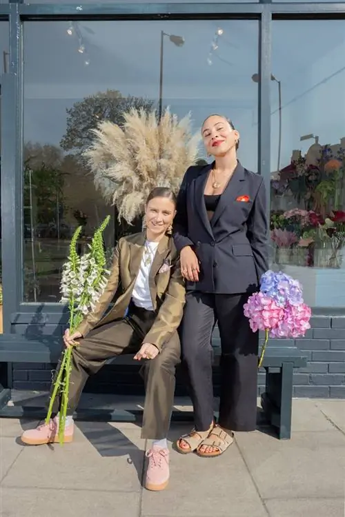 Роми Сент-Клер и Айона Мэтисон