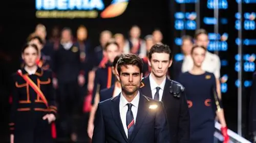 Команда Iberia снова одевается как Тереза Хельбиг