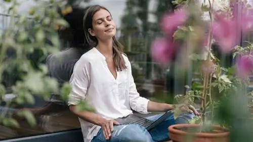 Потому что, что бы ни случилось, всегда приходит весна