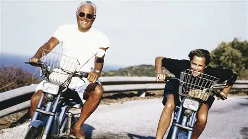 Во имя Армани: разговор о моде, ностальгии, путешествиях и империи, где никогда не заходит солнце