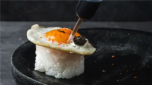 Red Project Sushi: новые японцы Мадрида спрятались в пещере с неоновыми огнями