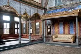 Посещение впечатляющего османского особняка, бывшей резиденции выдающегося паши, также занимает одно из первых мест в нашем списке…