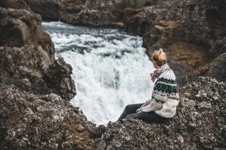И бонус-трек Hjalparfoss