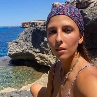 с семьей дома