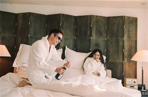 Ригоберта Бандини и Ализз в отеле The Presidential Penthouse Arts Barcelona