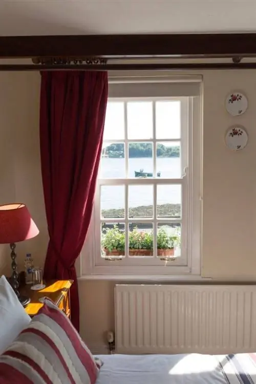 Портаферри Отель