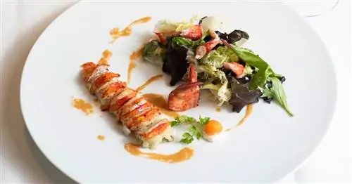 Салат с лобстером