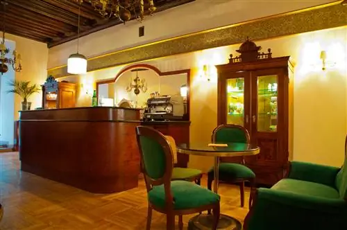 Интерьер кафе А. Бликле