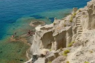 Spiaggia di Pollara на острове Салина