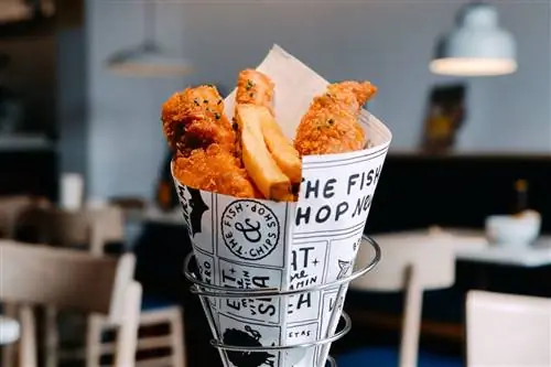 Из Англии в Мадрид с остановкой в Барселоне The Fish Chips Shop
