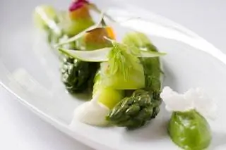 Бранч La Reserve Paris Hotel Spa и многое другое