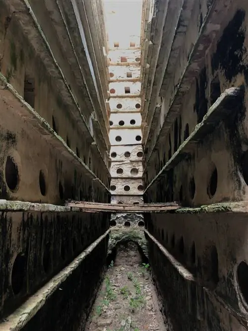 Голубятня Бренья в Барбате.