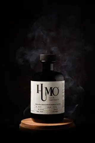 Одна из новинок, которая больше всего порадовала нас в этом сезоне. Дым - это дух, который шеф-повар Роберто Руис…