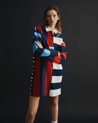 Рубашка регби, созданная в Англии и признанная трендом в Соединенных Штатах. Ваши материалы…