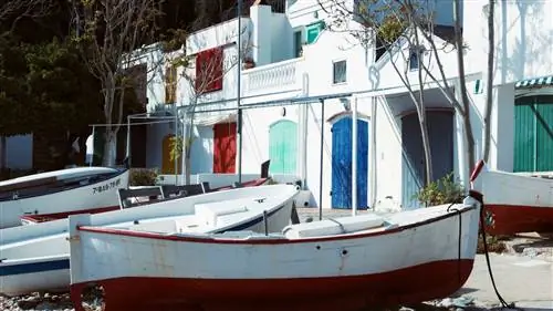 Разноцветные открытки Cala S'Alguer