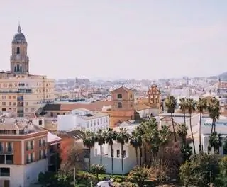 6. Малага