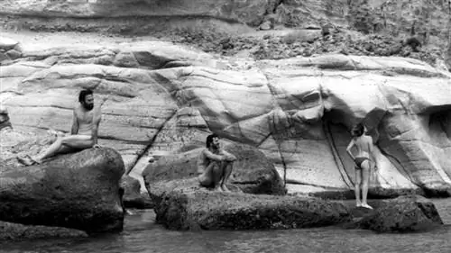 Альмерия голая (лучшие нудистские пляжи и бухты)