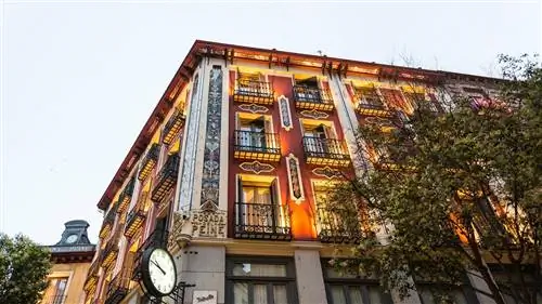 Мадрид с другим взглядом: не бойтесь смотреть со своего мобильного телефона