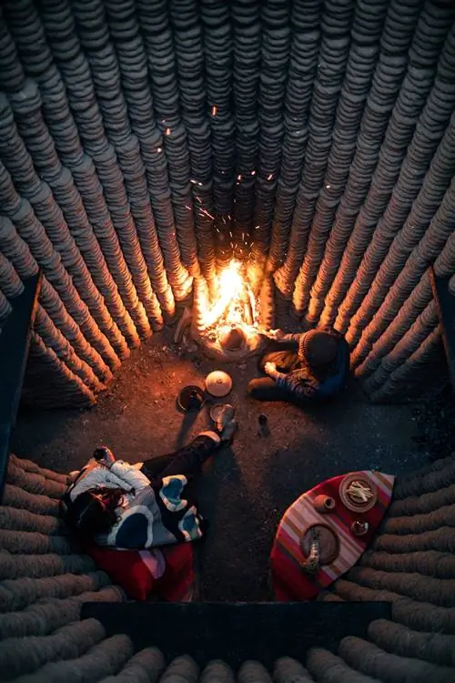 Земляная хижина была экспериментом Emerging Objects.