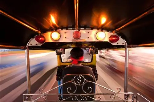 тук-туки везде