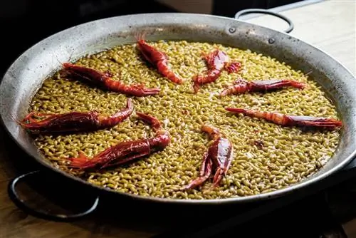 красный рис с креветками