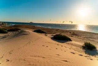 Дахла между дюнами и лагунами