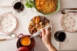 Даже не думайте думать, что хорошая погода пришла надолго. Вспомним, что в апрельских водах тысячи…