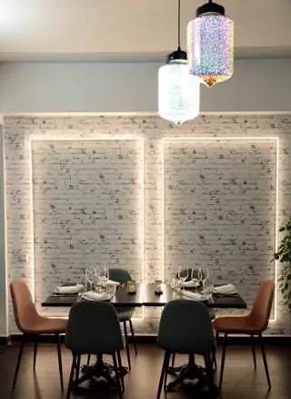 Из всей жизни Мадрида тех, кто прослеживает свой гостиничный опыт до начала ресторана La Bola, который он посадил в…