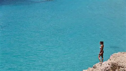 Причины поехать на Ибицу весной