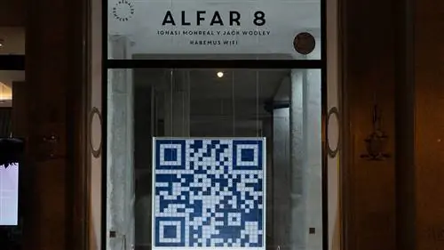 Habemus Wifi: установка (в отеле Riu), которая подключается к Plaza de España