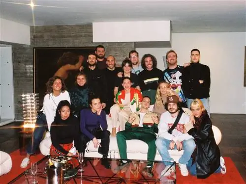 Рекламный плакат Comerte Entera.