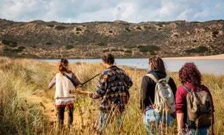 В дополнение к Camino Histórico и Sendero de los Pescadores, Ruta Vicentina в настоящее время имеет 24 небольших маршрута…