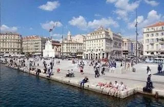 Сожмите Марсель и узнайте, что делает его особенным для вас