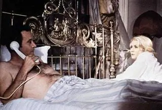 Что произошло между твоим отцом и моей матерью