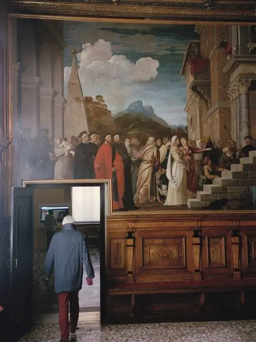 Один из залов Galleries dellAcademia