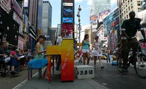 Нью-Йорк «Сыграй со мной, я твой»