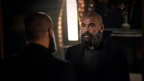 Двойная сторона сценариев, по которым снимался сериал «30 монет»