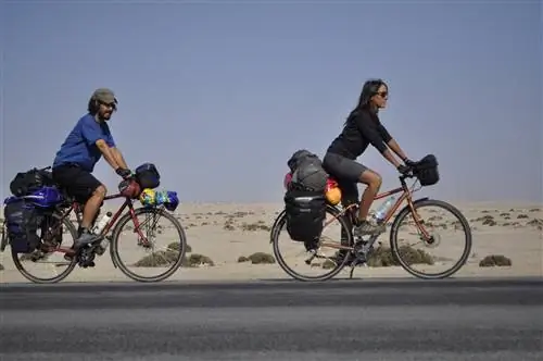 Оставайтесь с проектом 2 Cycle Africa