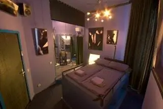 обнаженная комната