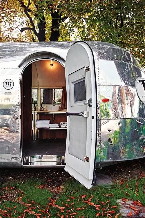 Даниэль Отель Трейлер