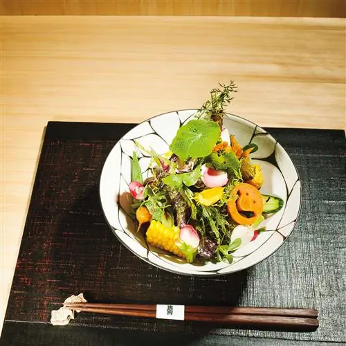 20 овощных салатов в Jimbocho Den