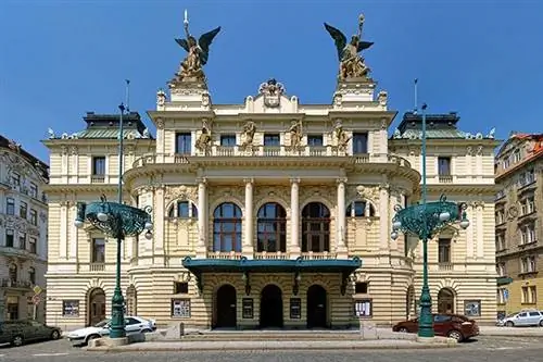 Театр в Виноградах
