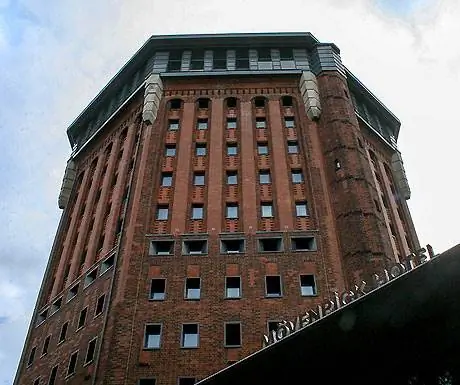 Утки на моей подушке - роскошная переоборудованная водонапорная башня в Гамбурге