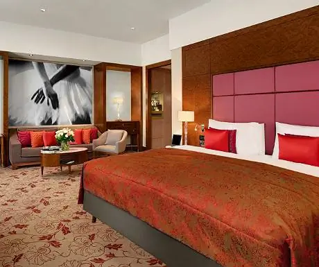 Номер Делюкс Palais Hansen Kempinski