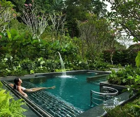 ESPA в Resorts World Sentosa ESPA в Resorts World Sentosa