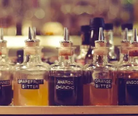 Маленькая Красная Дверь