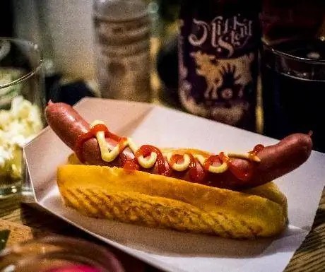 Стеклянный хот-дог